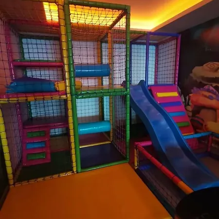 Talija Milmari Nlux *